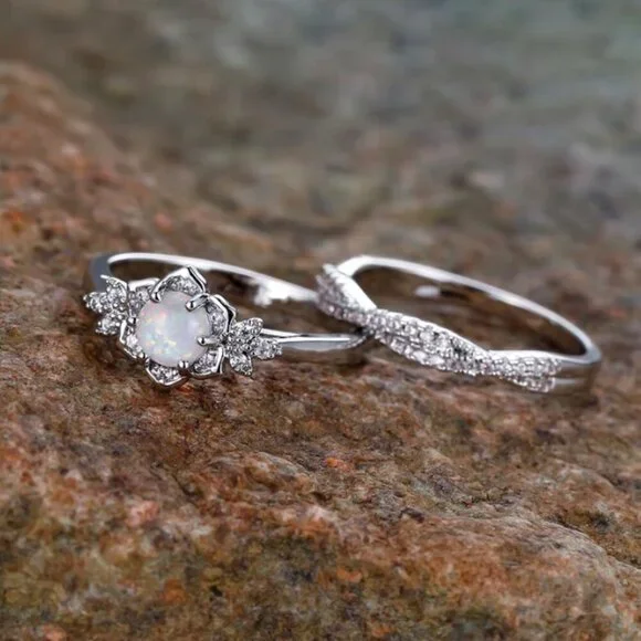 NEW 18k White Gold Opal Ring Set of 2 Stackable Rings - Picture 5 of 6